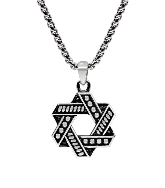2.5mm Box Chain with a Star of David Pendant
