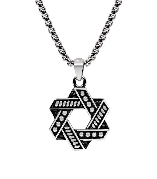 2.5mm Box Chain with a Star of David Pendant